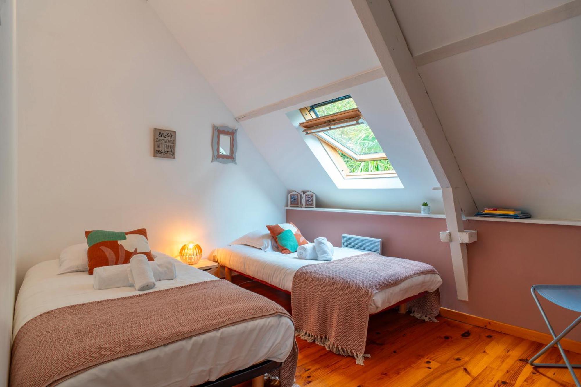 La Libellule - Charmante Maison Avec Jardin A Séné Exteriör bild